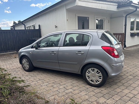 Opel Corsa 3 of 5