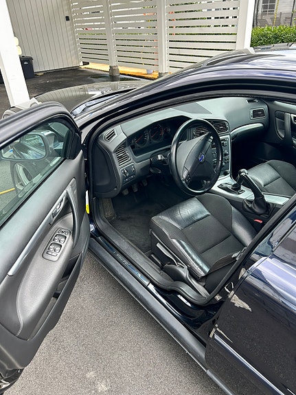 Volvo S60 5 of 15