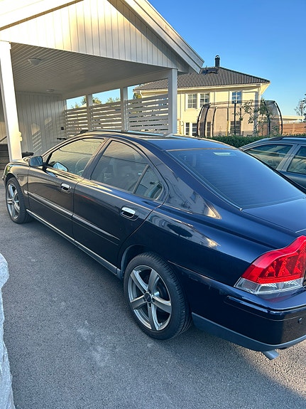 Volvo S60 3 of 15