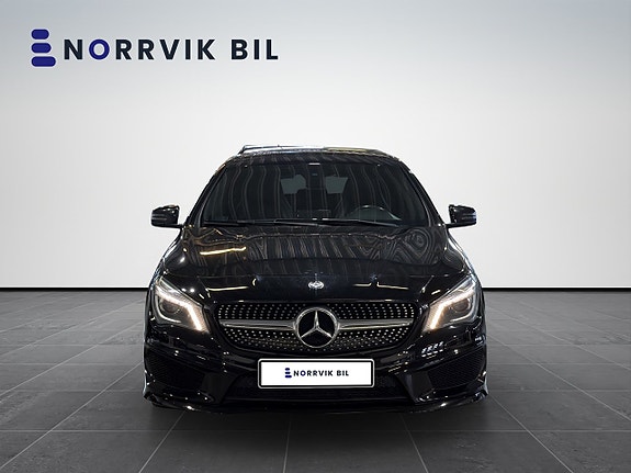Mercedes-Benz CLA220 d 2 of 5