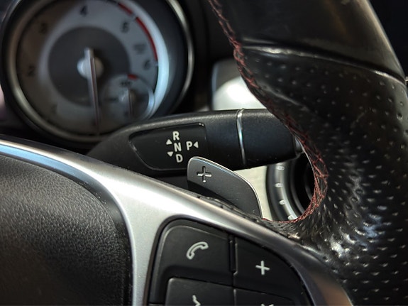 Mercedes-Benz CLA220 d 16 of 27