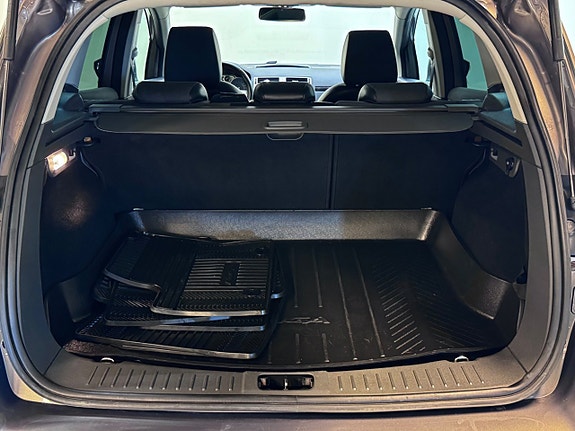 Ford Kuga 10 of 24