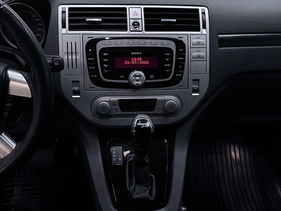 Ford Kuga 17 of 24