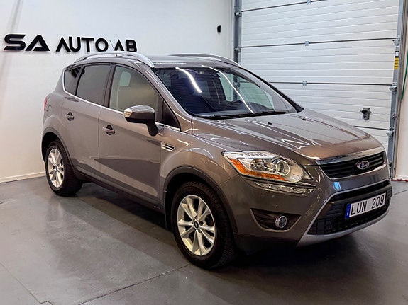 Ford Kuga 2 of 5
