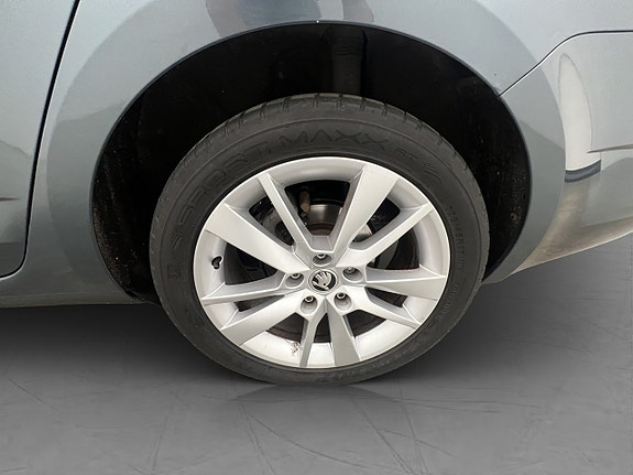 Skoda Octavia 27 of 29