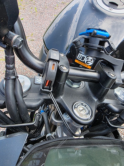 Suzuki SV650 3 of 6