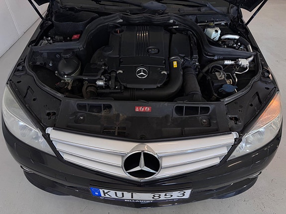 Mercedes-Benz C180 26 of 27
