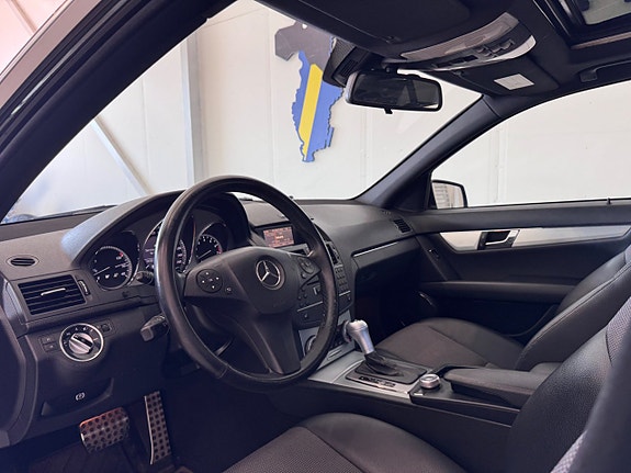 Mercedes-Benz C180 10 of 27