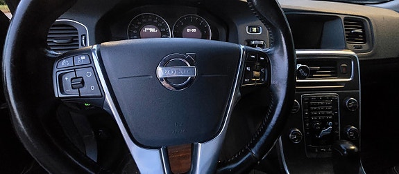 Volvo S60 6 of 27
