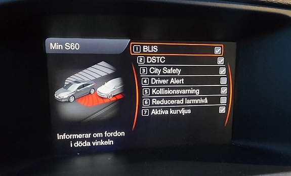 Volvo S60 13 of 27