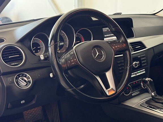 Mercedes-Benz C220 20 of 26