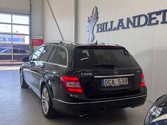 Mercedes-Benz C220 6 of 26