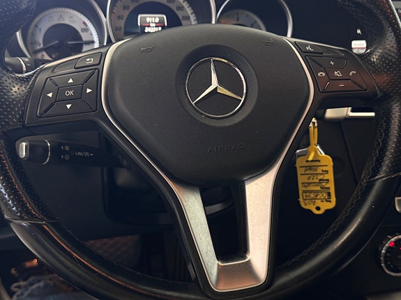 Mercedes-Benz C220 24 of 26