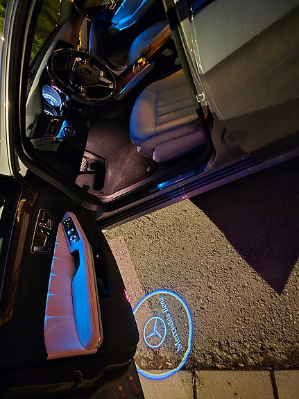 Mercedes-Benz E220 8 of 9