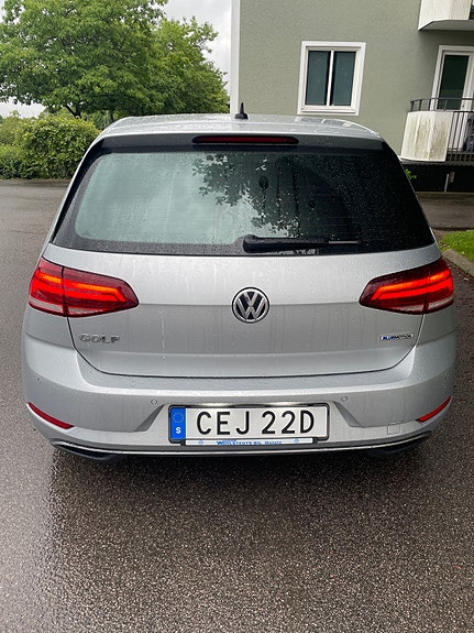 Volkswagen Golf VII 4 of 5