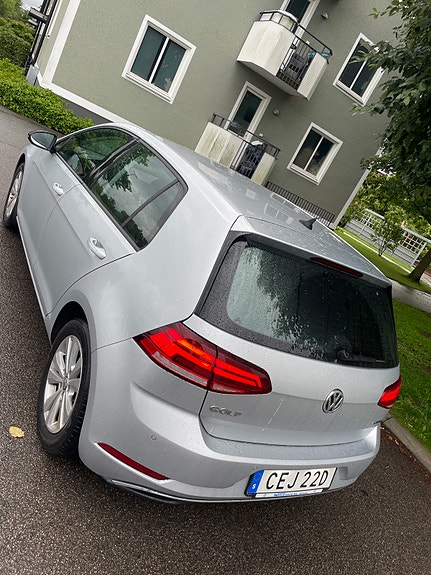 Volkswagen Golf VII 3 of 5