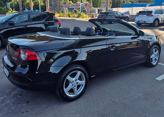 Volkswagen Eos 3 of 11