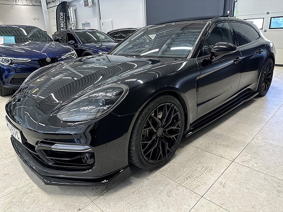Porsche Panamera 4 3 of 28