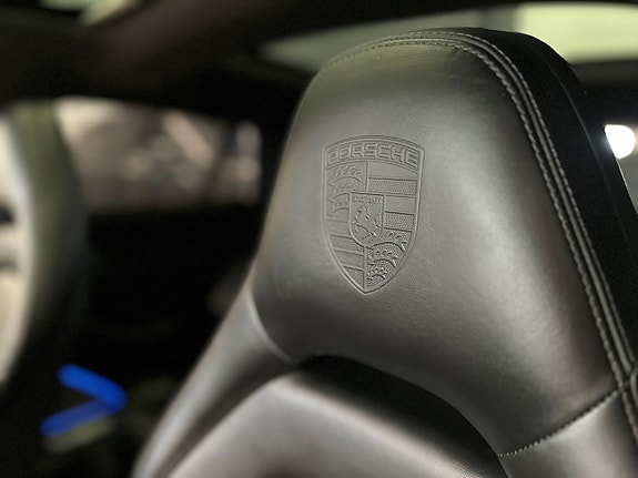 Porsche Panamera 4 29 of 29