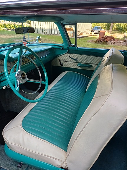 Ford Fairlane 5 of 9