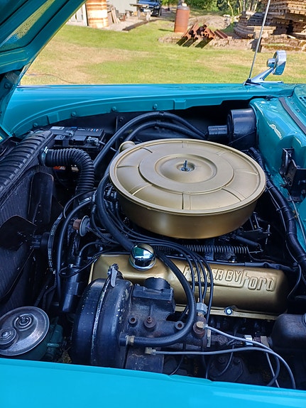 Ford Fairlane 4 of 9