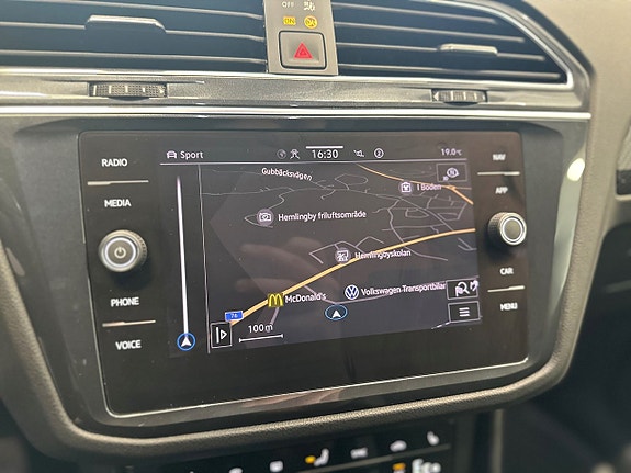 Volkswagen Tiguan 22 of 26