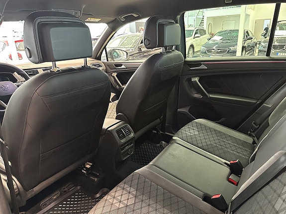 Volkswagen Tiguan 24 of 26