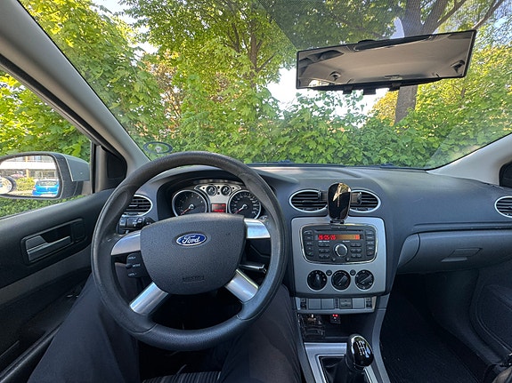 Ford Focus 3 of 8