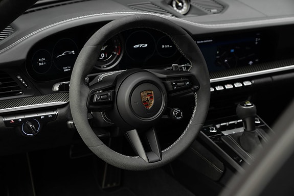 Porsche 911 12 of 23