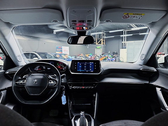 Peugeot 2008 3 of 5