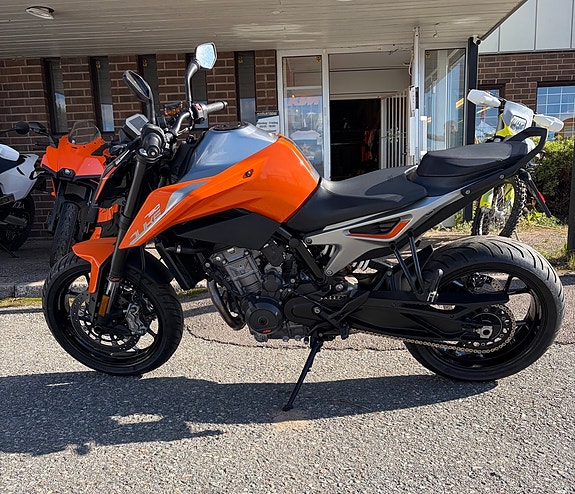 KTM 790 Duke 2018 4 of 4