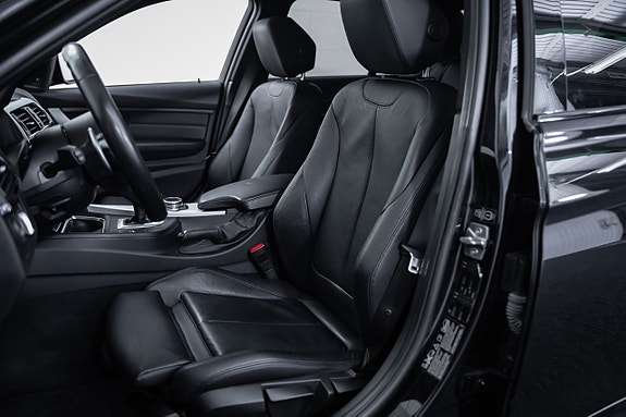 BMW 335d 19 of 25