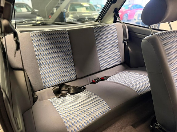 Ford Fiesta 12 of 13