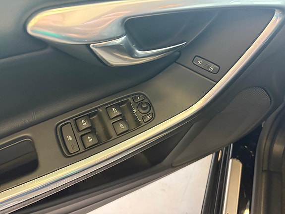 Volvo V60 25 of 27
