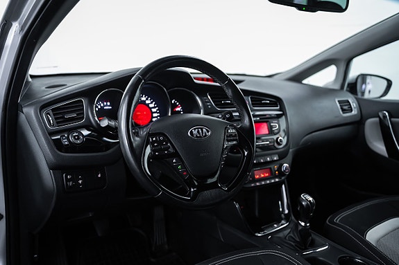 Kia Ceed 15 of 24