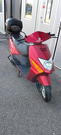 Honda 100 cc Leaf HONDA SCV100 2 of 5