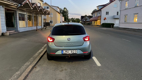Seat Ibiza 2 of 5