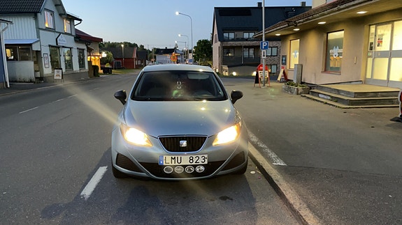 Seat Ibiza 4 of 5