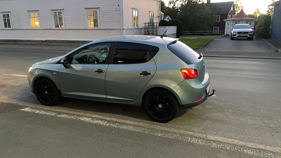 Seat Ibiza 3 of 5