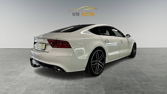 Audi A7 2 of 5