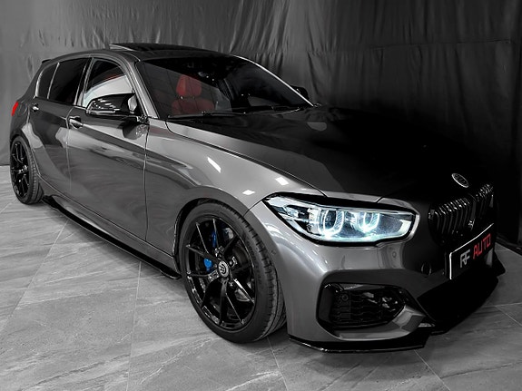 BMW M140i 2 of 5