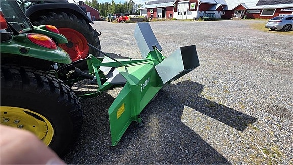 John Deere 5050E 6 of 7