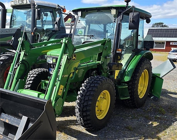 John Deere 5050E 2 of 5