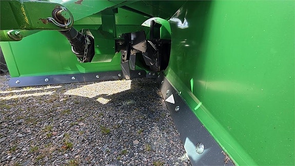John Deere 5050E 7 of 7