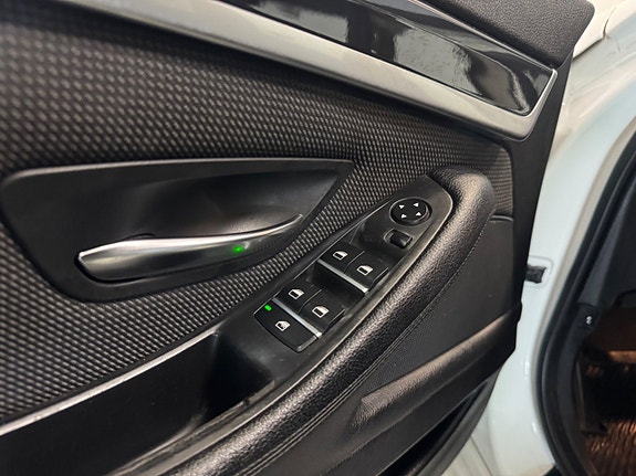 BMW 520d 8 of 30