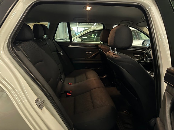 BMW 520d 17 of 30