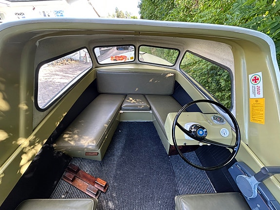 Saga Seacamp 17 HT / Yamaha 60 / trailer 6 of 18