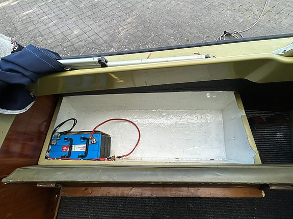 Saga Seacamp 17 HT / Yamaha 60 / trailer 12 of 18