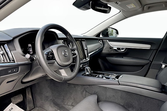 Volvo S90 5 of 5