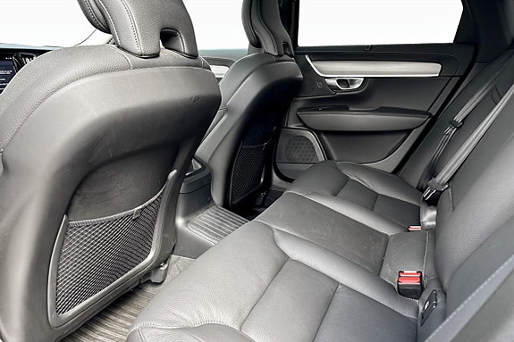 Volvo S90 8 of 9